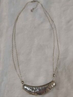 N2852 Silpada Lunar Necklace Sterling Silver.925